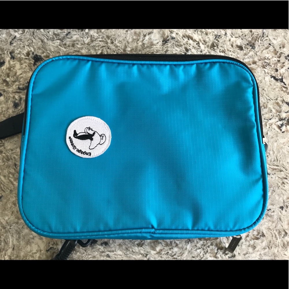 Tablet case/carrier